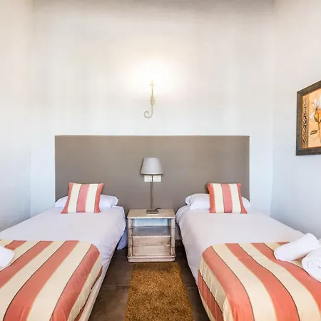 Apartment El Paraiso